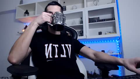 MasterTodd online show from January 6, 11:42 pm