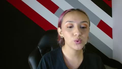 Alter  online show from December 22, 6:04 pm