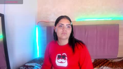 Snapshot of alunnaclarkcm chatting on December 14, 5:02 am alunnaclarkcm online show from December 14, 5:02 am