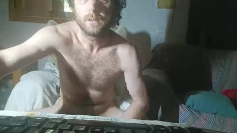 Snapshot of alvarooo1111 chatting on September 28, 11:15 am Balearicsex11 online show from September 28, 11:15 am