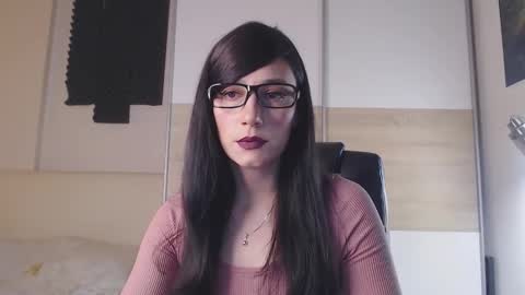 Snapshot of alycetn chatting on February 21, 12:39 pm Alice online show from February 21, 12:39 pm