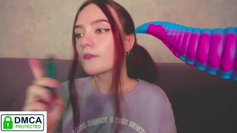 Alyssa online show from December 11, 10:03 am