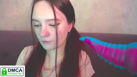 Alyssa online show from October 21, 8:48 am