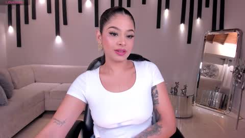 Aly  online show from October 11, 11:31 am