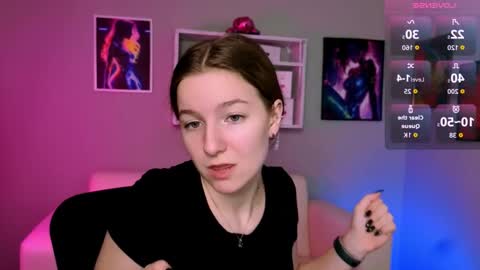 Snapshot of alyssamoan chatting on December 1, 10:20 am alyssamoan online show from December 1, 10:20 am