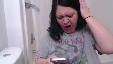 Alyssiaamorexo online show from February 12, 12:22 pm