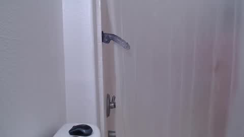 Alyssiaamorexo online show from February 23, 8:33 pm