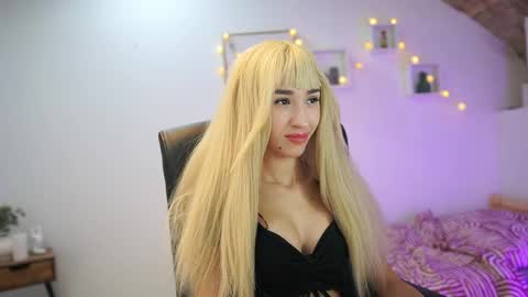 Snapshot of amai__liu chatting on October 19, 5:57 pm Amai Liu online show from October 19, 5:57 pm