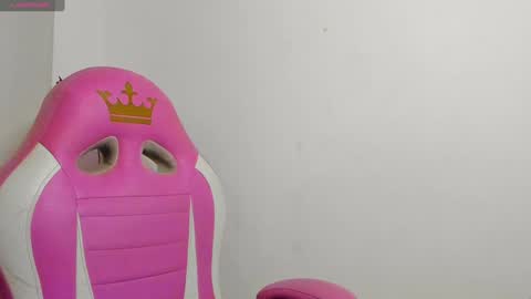 Amaia Mendoza online show from December 21, 5:29 pm