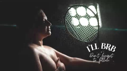 Amalia Im Back See you soon this January 7 at 10 pm Colombia time online show from November 1, 10:01 pm