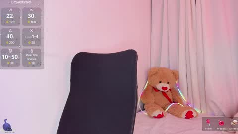 Amalia    real MIA  online show from January 31, 8:01 am