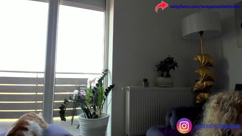 Snapshot of amalianilsson chatting on January 8, 7:34 am Amalia Nilsson online show from January 8, 7:34 am