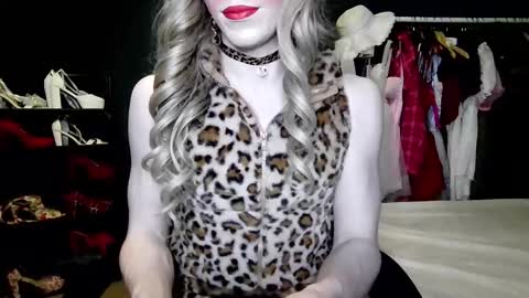 Amalie online show from November 16, 4:01 pm