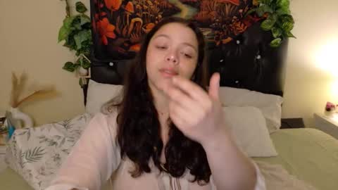         online show from October 2, 12:23 pm