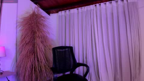 Luisa online show from October 29, 1:41 am