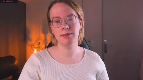 Snapshot of amanda_butlerr chatting on October 5, 11:08 am Hi im Amanda online show from October 5, 11:08 am