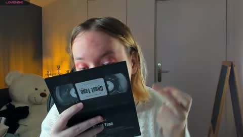 Snapshot of amanda_butlerr chatting on November 13, 10:25 am Hi im Amanda online show from November 13, 10:25 am