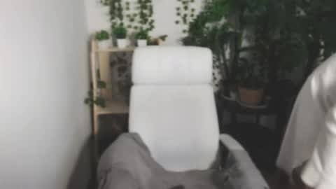 Snapshot of amanda_butlerr chatting on December 5, 11:08 am Hi im Amanda online show from December 5, 11:08 am