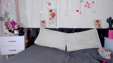 AmaraMoon  online show from November 5, 7:58 pm