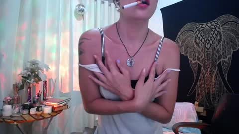 Snapshot of amatista_riveera chatting on January 29, 11:35 pm Amatista Next stream 9 DEC 1 PM COLOMBIAN TIME miss u and love u online show from January 29, 11:35 pm