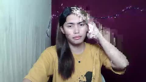 Snapshot of amazing_yella69 chatting on November 22, 11:31 am YELLA online show from November 22, 11:31 am