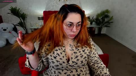 Ellie online show from February 5, 7:29 am