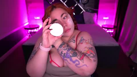 Ellie online show from October 14, 9:04 pm