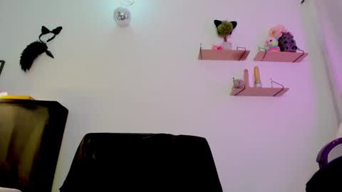 Snapshot of ambar_fitness88 chatting on March 12, 1:08 pm Ambar fitness88 online show from March 12, 1:08 pm