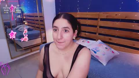 Snapshot of ambar_lover chatting on October 18, 7:36 pm Ambar online show from October 18, 7:36 pm