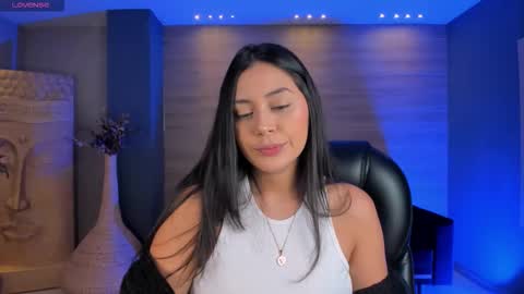 Snapshot of ambarjames_ chatting on September 22, 12:07 pm Ambar online show from September 22, 12:07 pm