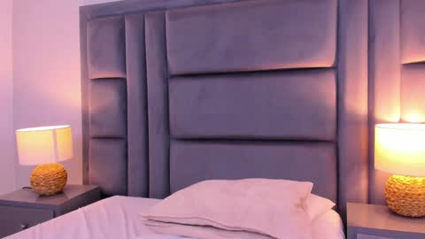 AmbarSantany  online show from December 27, 2:47 am