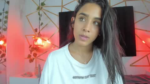 Snapshot of ambeer_rousess chatting on March 10, 11:16 pm Amber online show from March 10, 11:16 pm