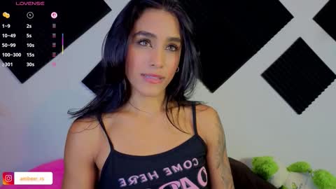 Snapshot of ambeer_rousess chatting on September 12, 11:37 pm Amber online show from September 12, 11:37 pm