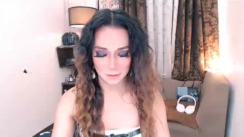 amber online show from November 27, 10:45 pm