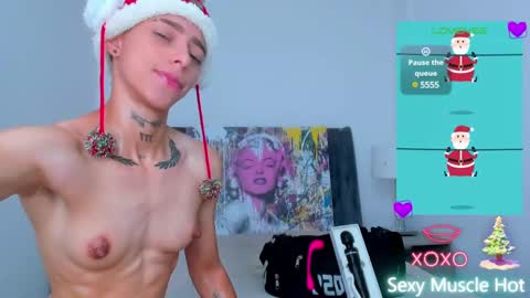 Amber  online show from December 22, 1:33 pm