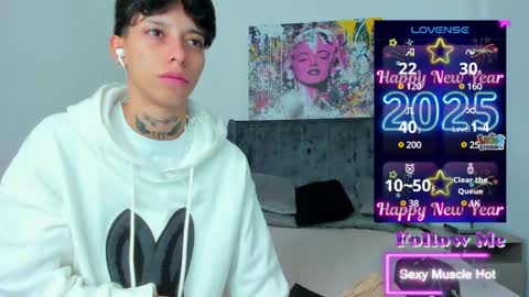 Amber  online show from January 8, 1:20 pm