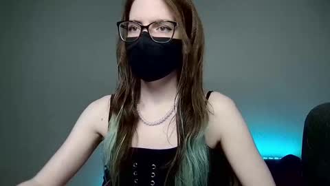 Amber non-nude model online show from November 1, 12:56 am