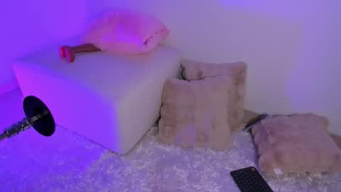 Amber online show from October 27, 3:54 am