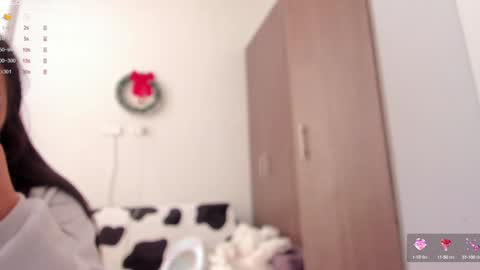 Amber online show from December 5, 11:38 am