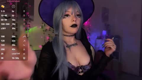 Snapshot of amelia_aley_ chatting on October 18, 12:06 pm Amelia Aley online show from October 18, 12:06 pm