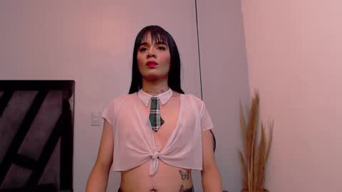 AMELIA  online show from October 22, 5:08 am