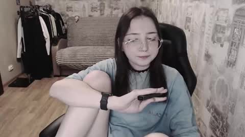 Amelia online show from March 3, 7:06 pm