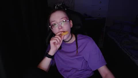 Amelia online show from November 26, 3:18 am