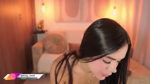    online show from November 19, 7:25 pm