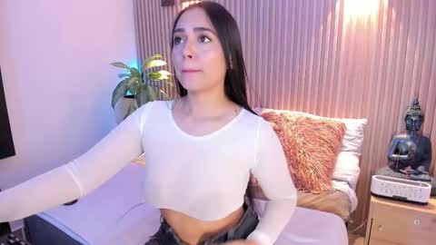 Snapshot of amelie_x chatting on September 12, 2:22 am Amelie online show from September 12, 2:22 am