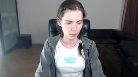 Amelie online show from September 17, 4:19 pm