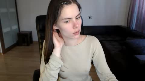 Amelie online show from September 18, 3:03 pm