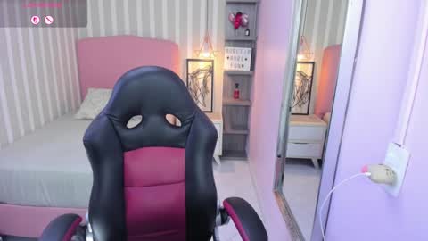 Victoria online show from September 30, 7:30 pm