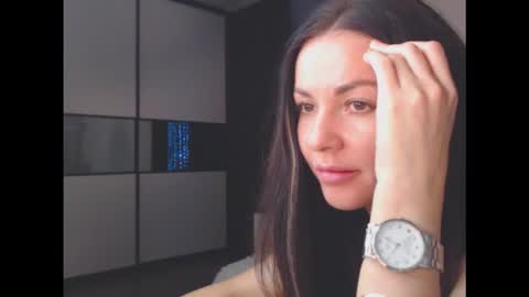 amelinamersi online show from November 11, 7:03 pm