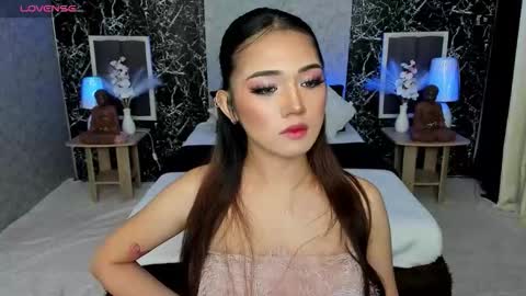 Claire online show from September 16, 3:02 pm